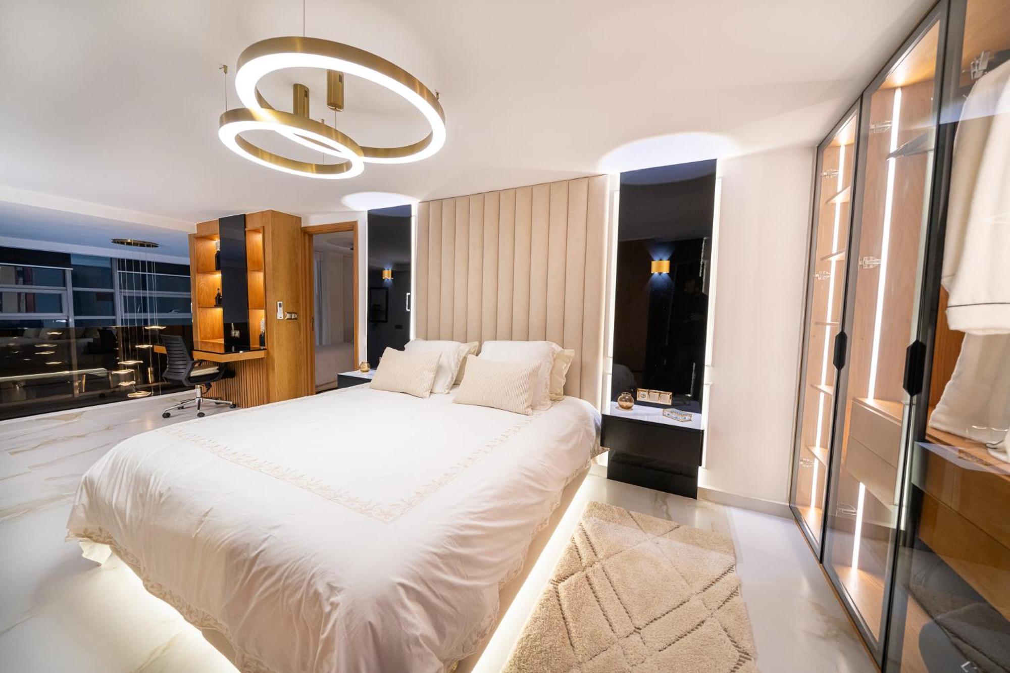 Ecrin Secret, Duplex Prestige, Proche Corniche & Medina, Piscine, Parking, Wifi, Iptv, Ac Apartment Tanger Exterior foto