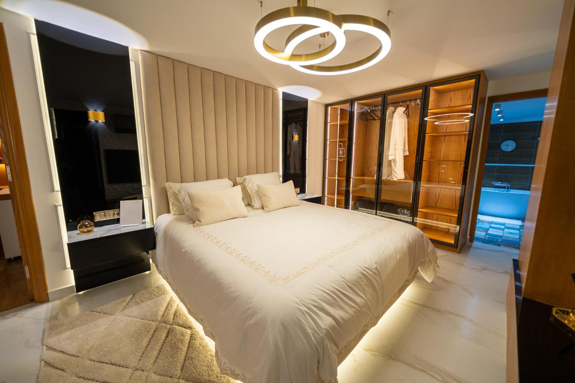 Ecrin Secret, Duplex Prestige, Proche Corniche & Medina, Piscine, Parking, Wifi, Iptv, Ac Apartment Tanger Exterior foto